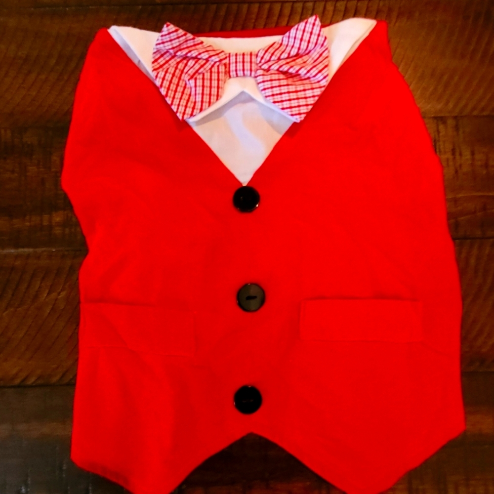 Tail Trends Dog Outfits Size S/M Red Suit for Christmas Party Festive Dog Band